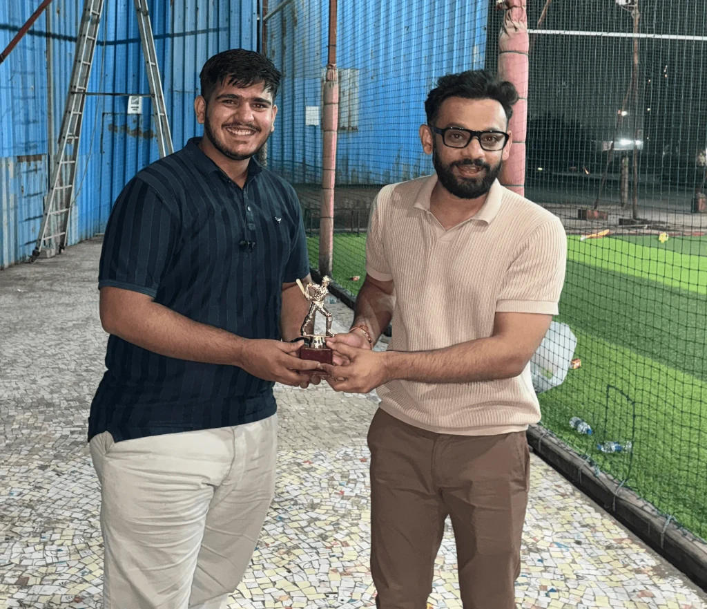 The Digimaze cricket squad together